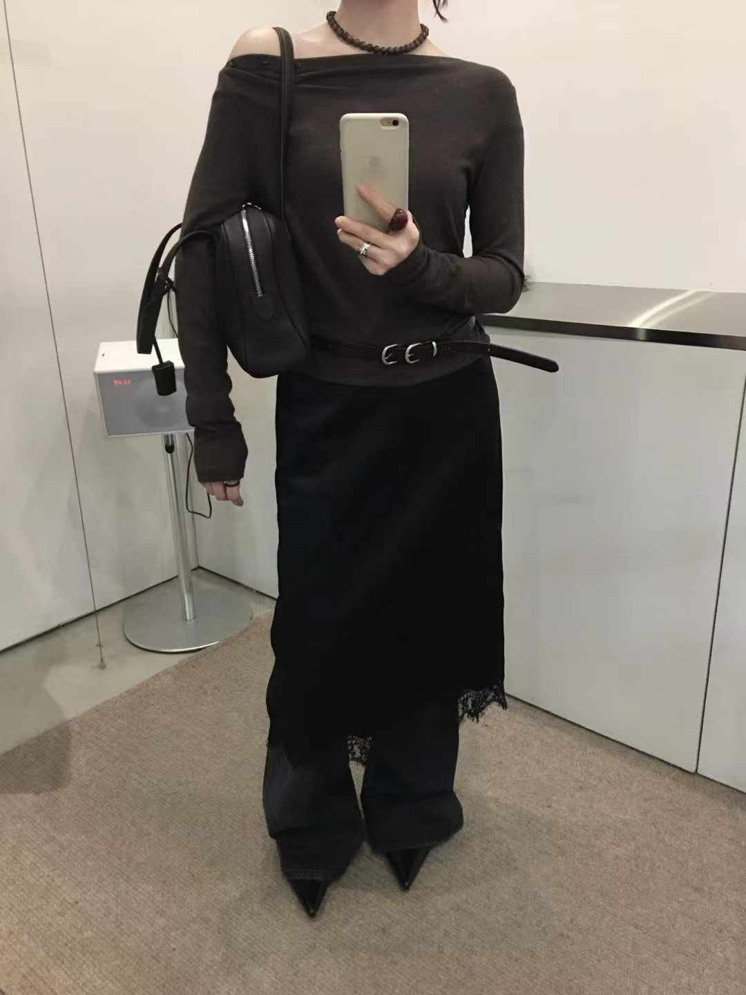 AC22039- 韓國雙環扣真牛皮細版皮帶