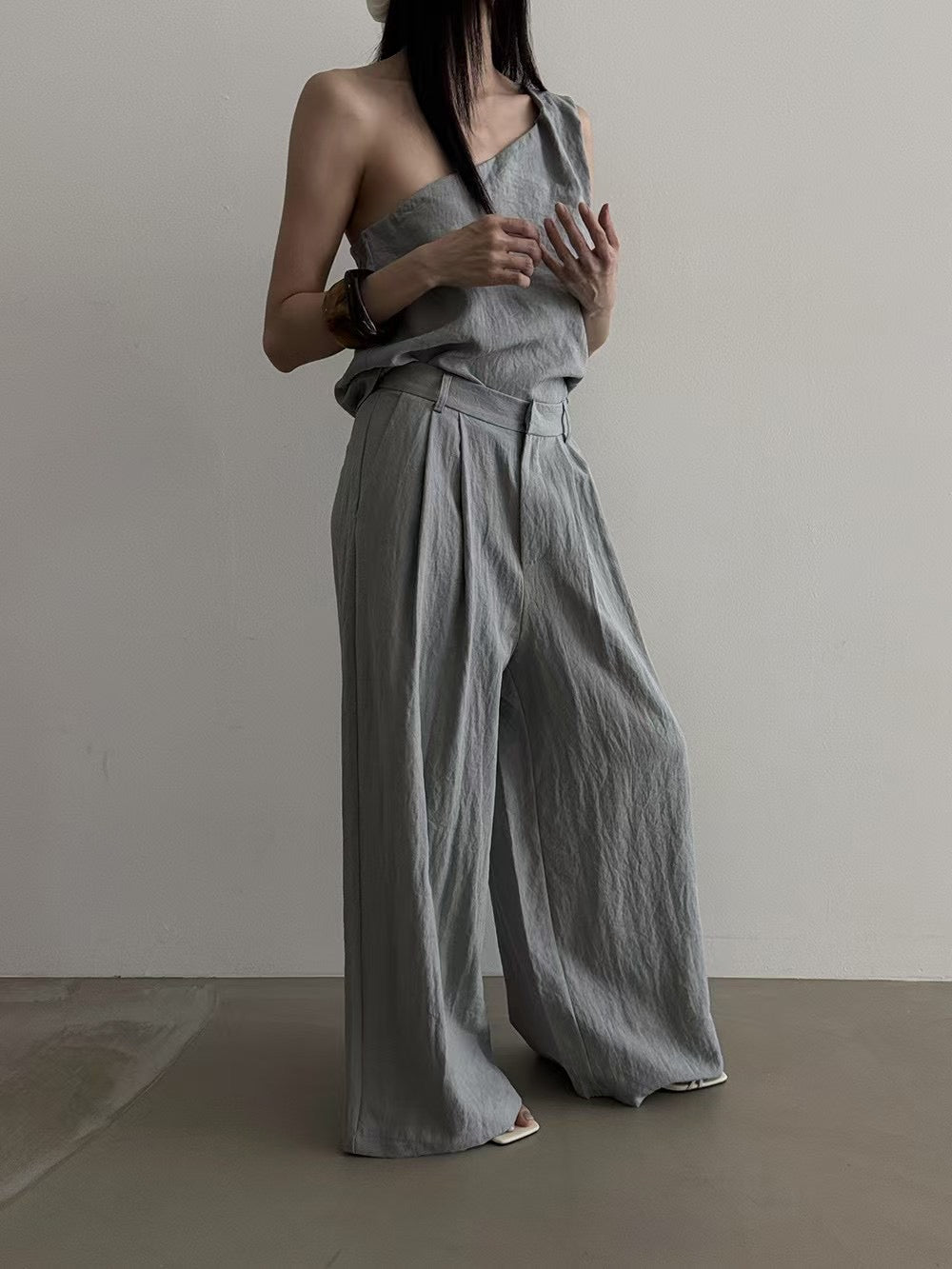 ST21508 - Designer niche asymmetrical one-shoulder strap + high-waisted straight loose casual long pants set