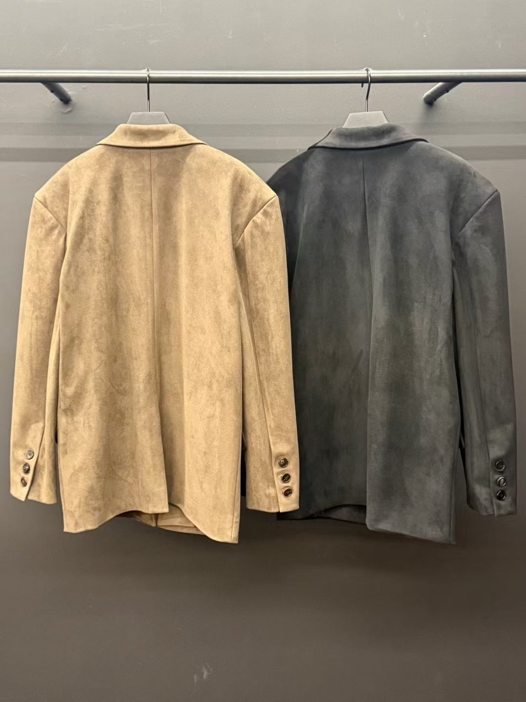 ST21802- 韓國麂皮絨復古西裝外套+短裙兩件式套裝不包腰带(2色)