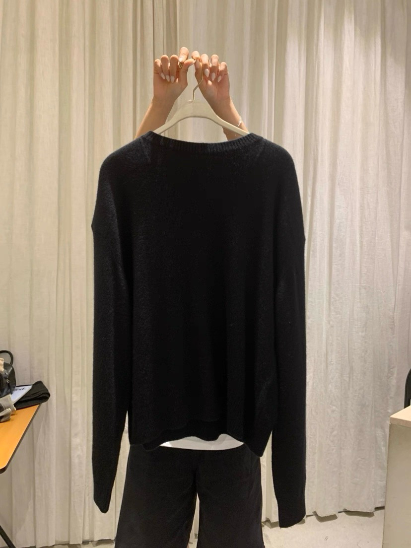 TP22022- 韓國羊絨寬鬆圓領長袖毛衣