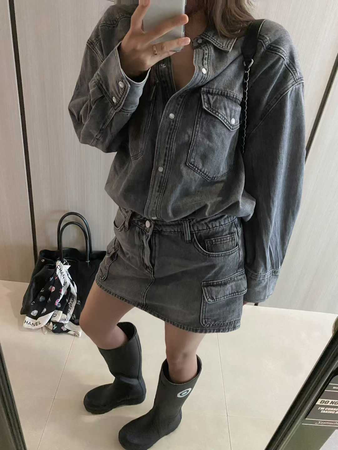 ST21796- 韓國率性休閒風牛仔襯衫搭配工裝裙褲兩件套
