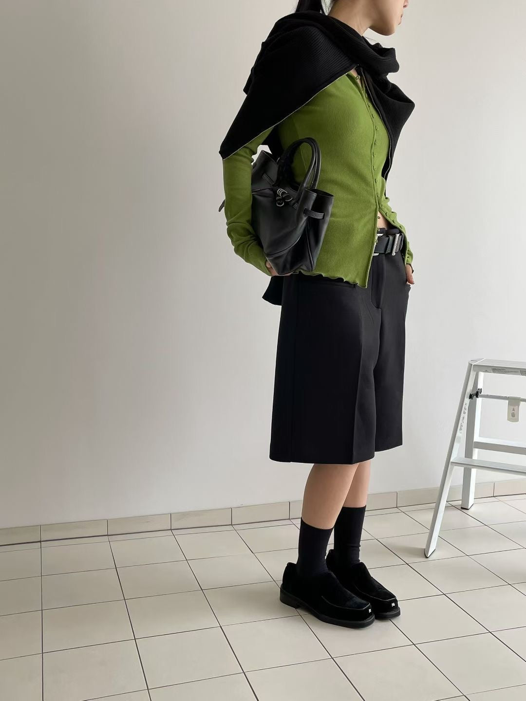 PT21879 - Korean Fashion Versatile High-Waisted Slimming Casual Bermuda Shorts (Without Waistband)