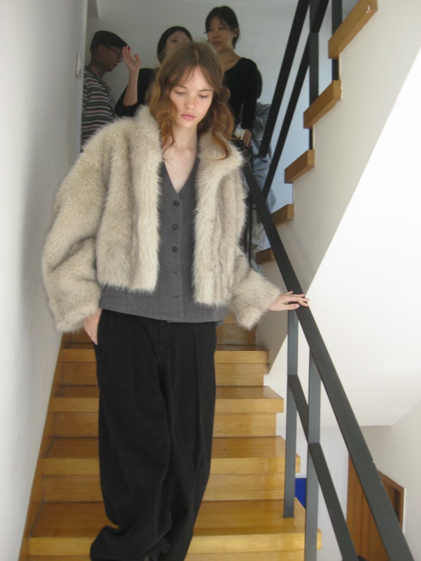 OT22013- 韓國奢華仿皮草短版外套