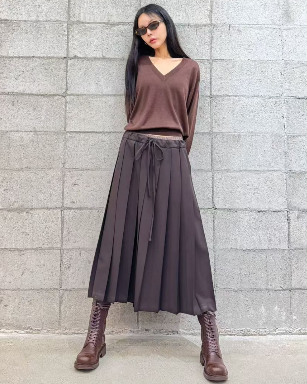 ST22030- 韓國拼色百褶裙配真絲羊毛透薄V領長袖