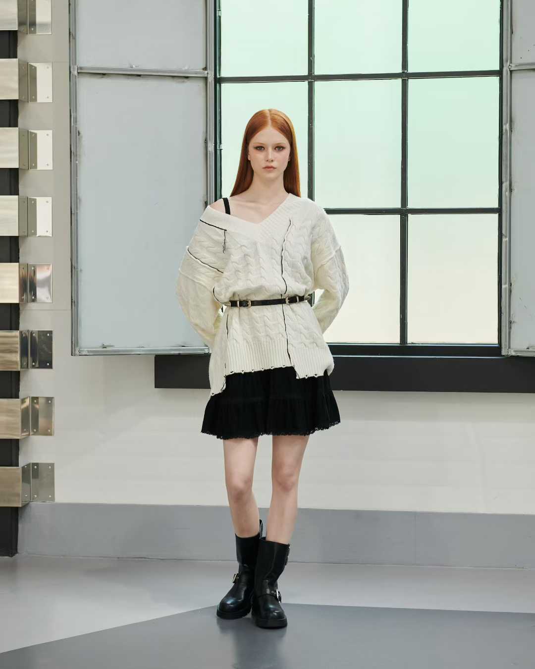 TP21996B- 韓國設計師款oversize手工縫線麻花V領毛衣(不包腰带)