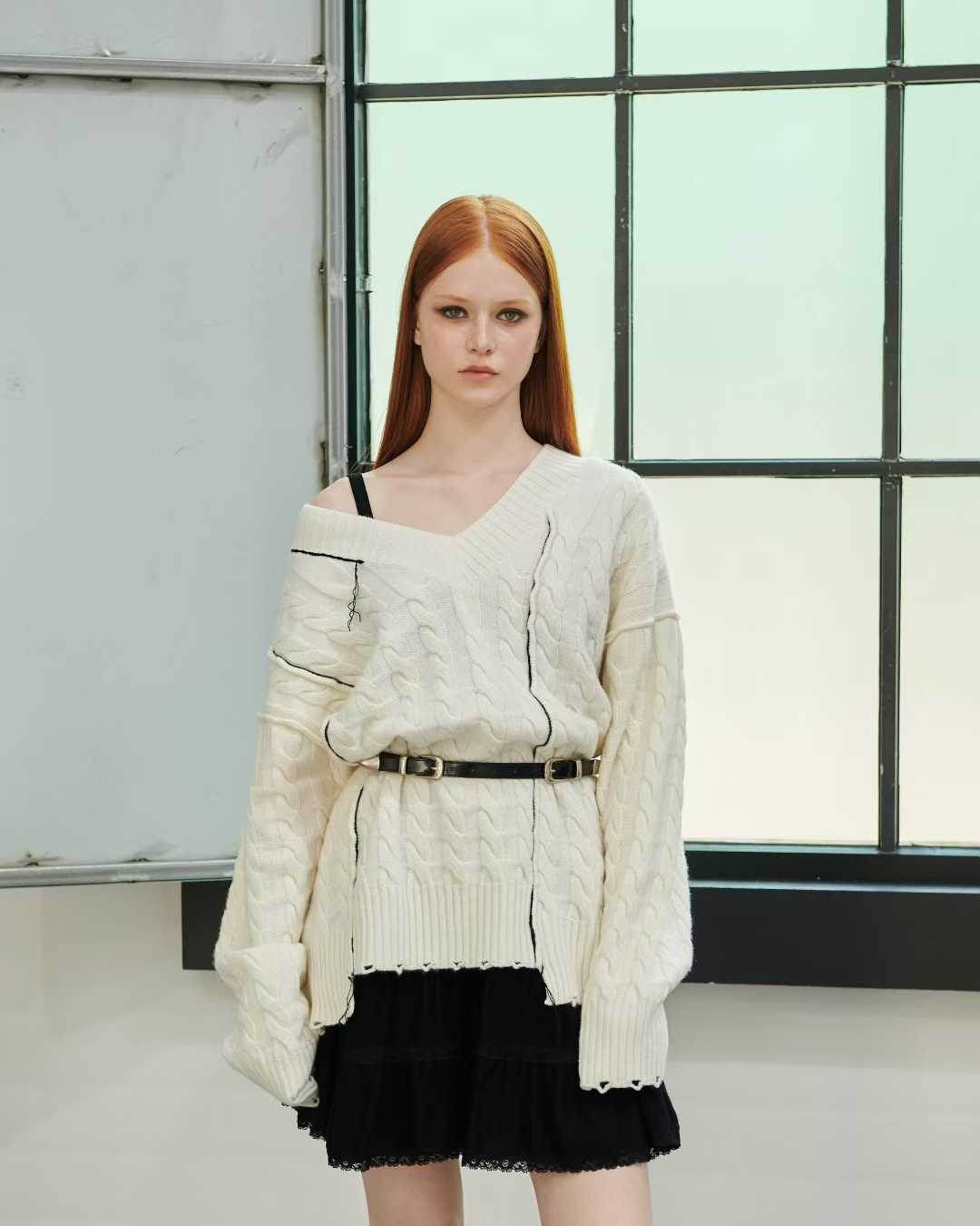 TP21996B- 韓國設計師款oversize手工縫線麻花V領毛衣(不包腰带)