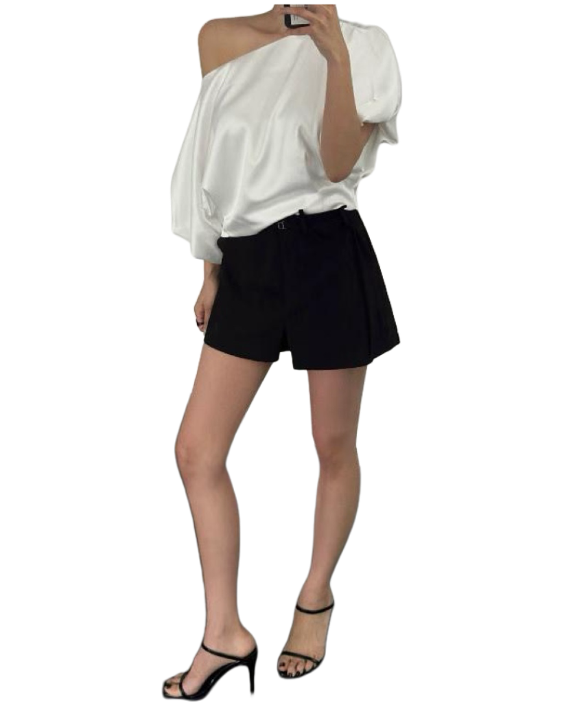 TP21538- Jennie同款優雅斜肩蝙蝠袖緞面短版上衣