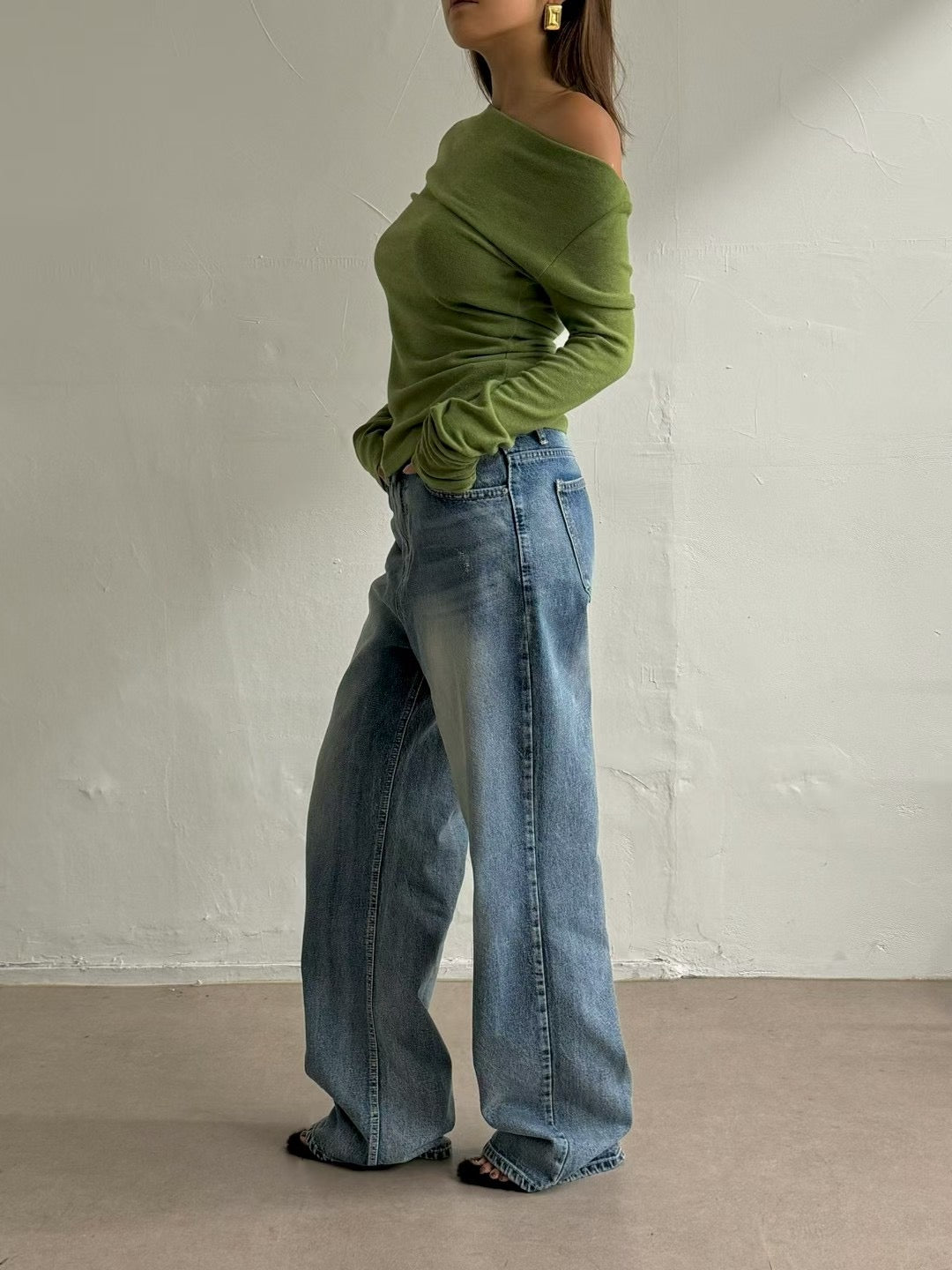 TP22019- 韓國秋冬性感羊絨混紡垂墜露肩長袖上衣