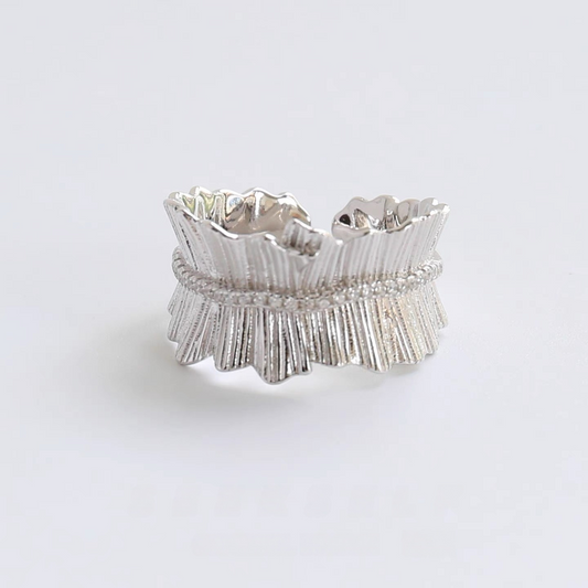 JW21722- S925純銀不規則裙邊鑲鑽開口戒指