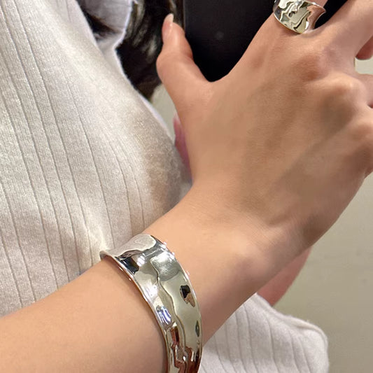 JW21620- 高級感時尚純銀不規則光面手環手鐲