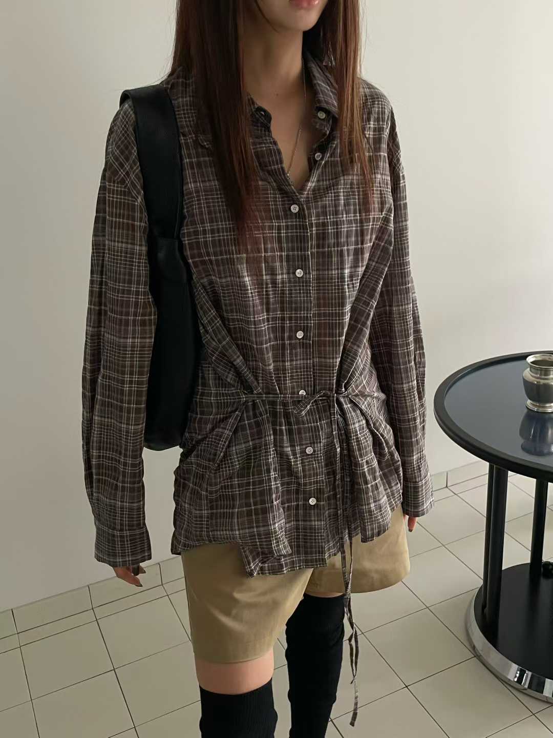 TP21803- 韓國設計感綁帶, 寬鬆格紋可收腰長版襯衫