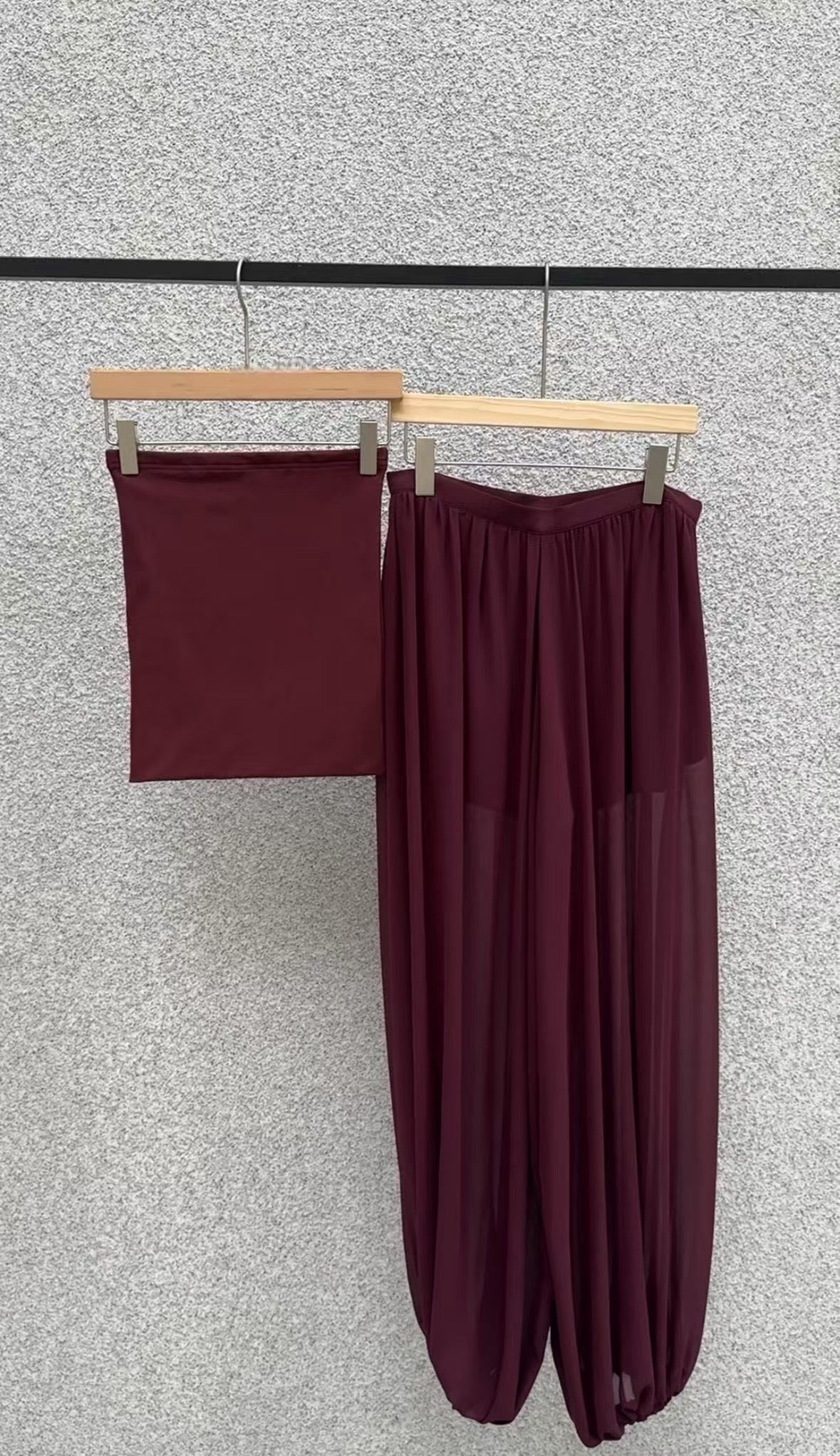 ST21300 - Lazy Vacation Style Strapless Lantern Pants Set