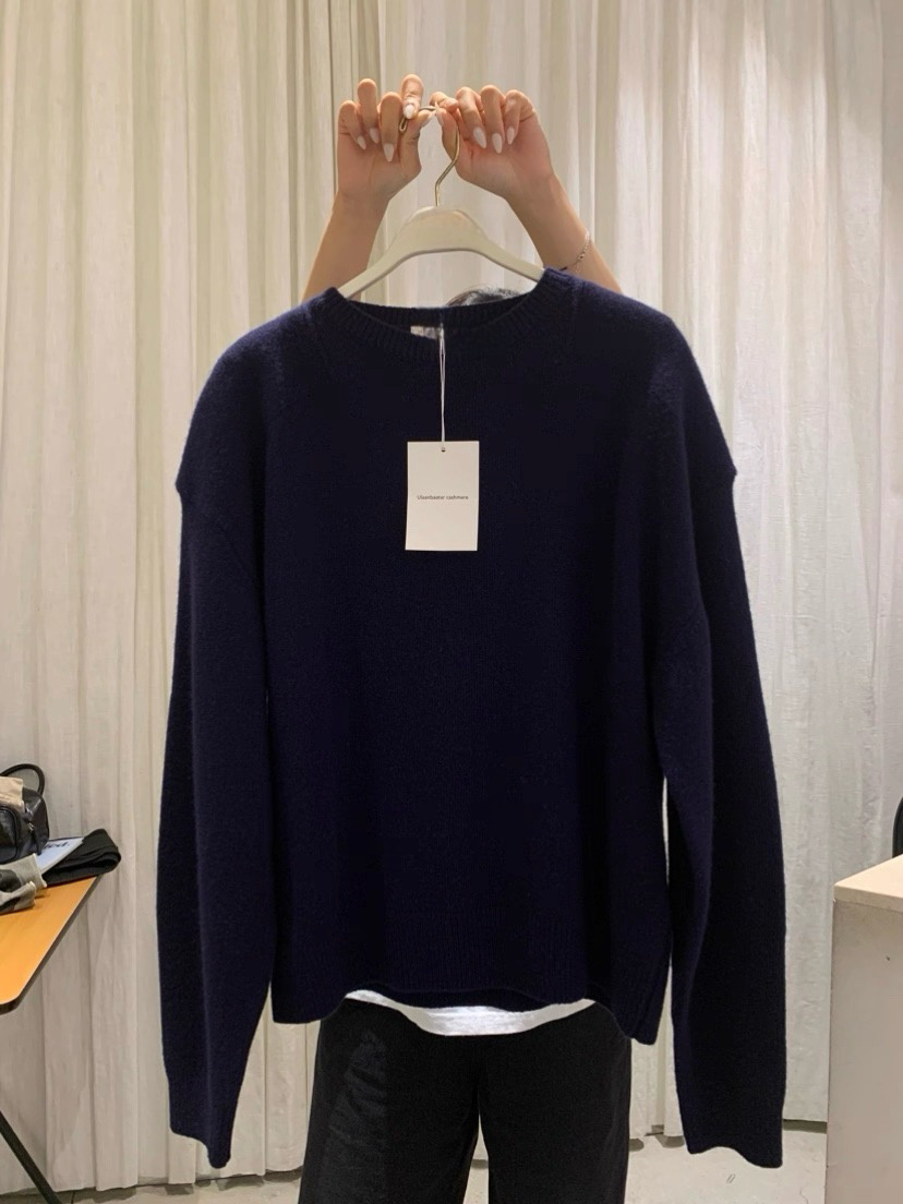 TP22022- 韓國羊絨寬鬆圓領長袖毛衣