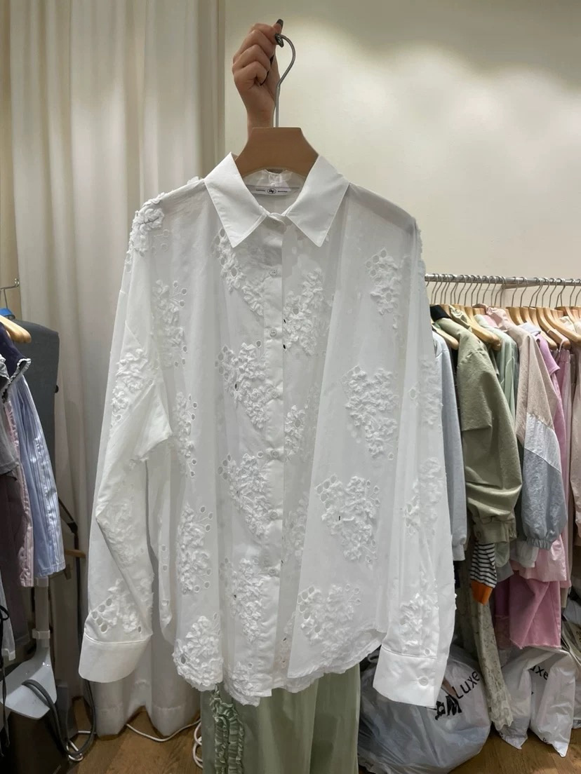 ST21309 - Fresh Embroidered Oversize Shirt and Skirt Set, a Fashionable and Elegant Essential.