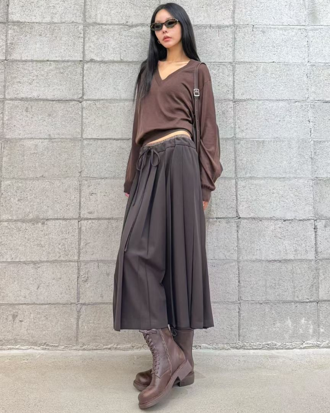 ST22030- 韓國拼色百褶裙配真絲羊毛透薄V領長袖