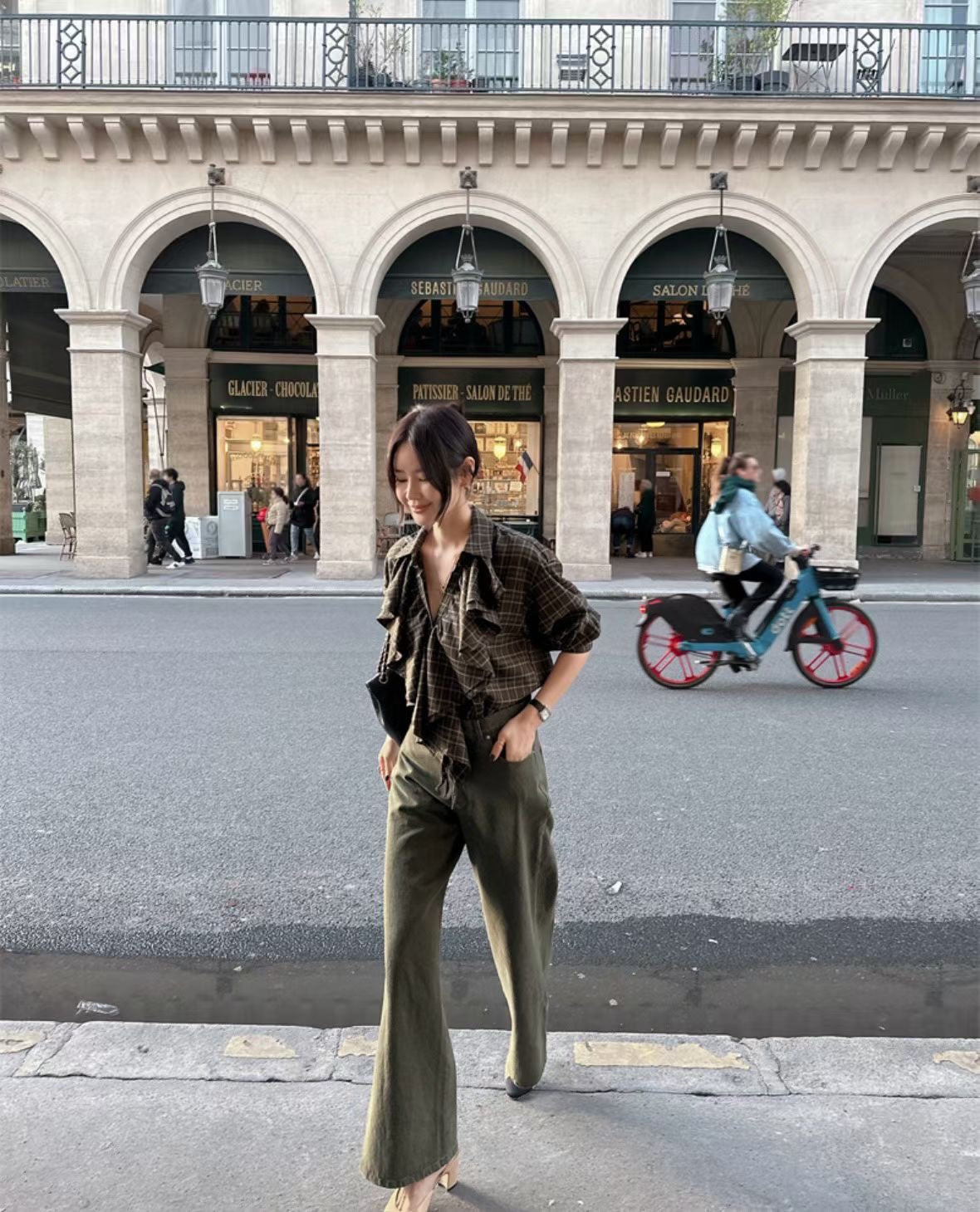 TP22073- 韓國設計師款復古浪漫格紋荷葉邊長袖襯衫