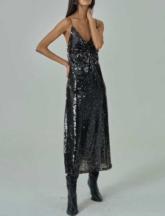 DS11223- FW23 A Night to Shine: Luxurious Black Sequin Dress Evening Gown