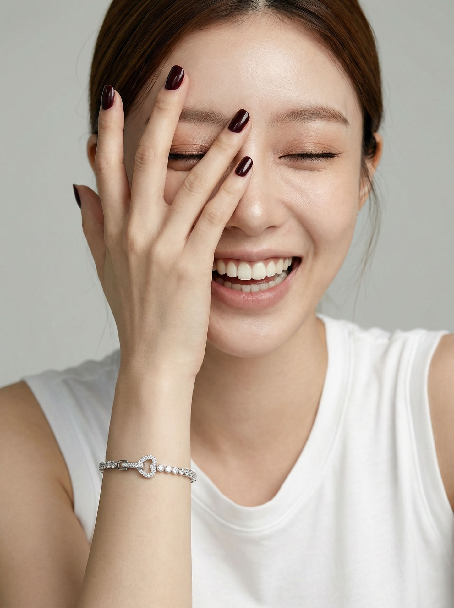 JW22608-【2026 情人節限定】緊緊相扣 · 莫比烏斯心形手鍊：讓「儀式感」成為你們愛情的年度註解