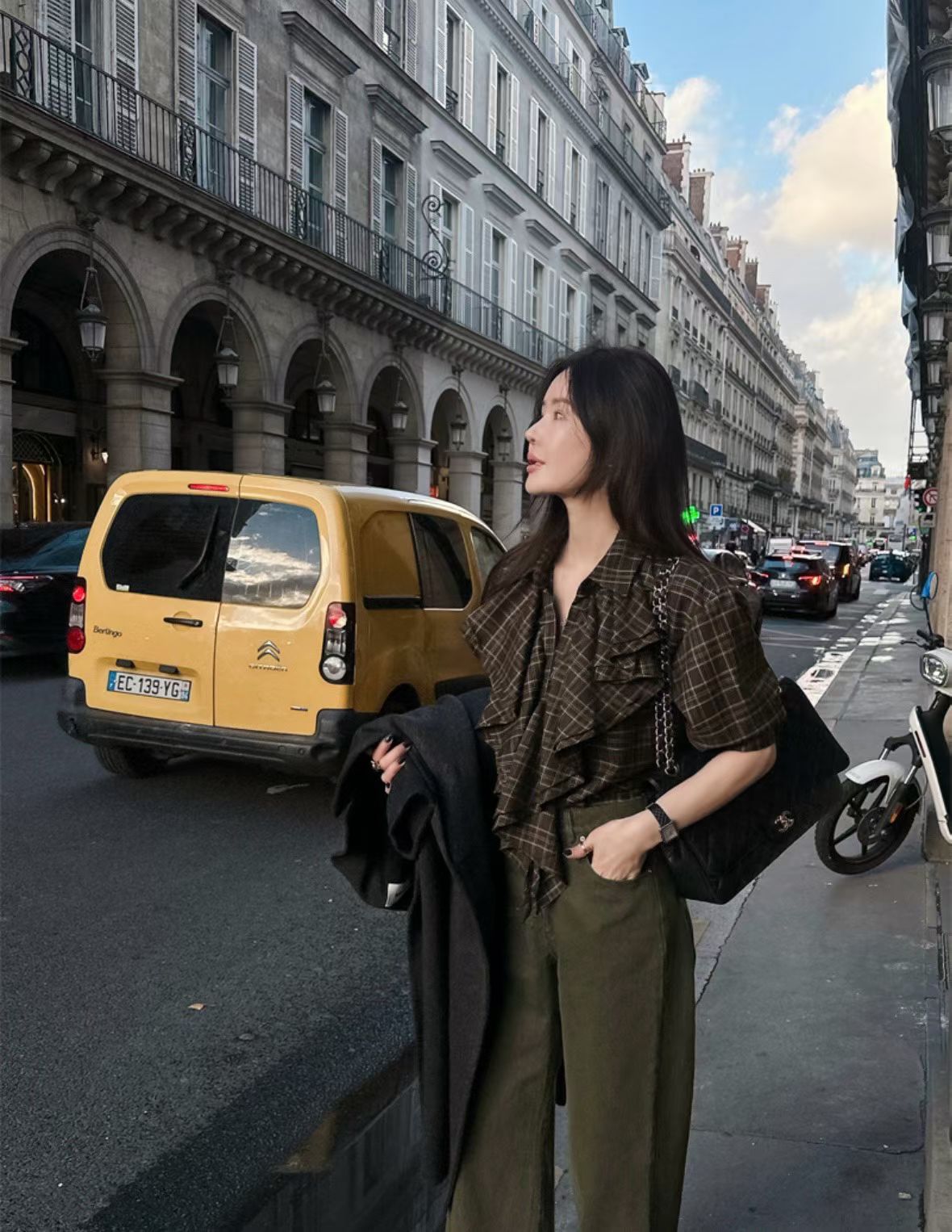 TP22073- 韓國設計師款復古浪漫格紋荷葉邊長袖襯衫