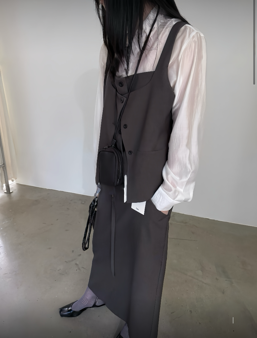 ST21800- 韓國知性優雅方領雙層背心上衣與不規則長裙兩件式套裝