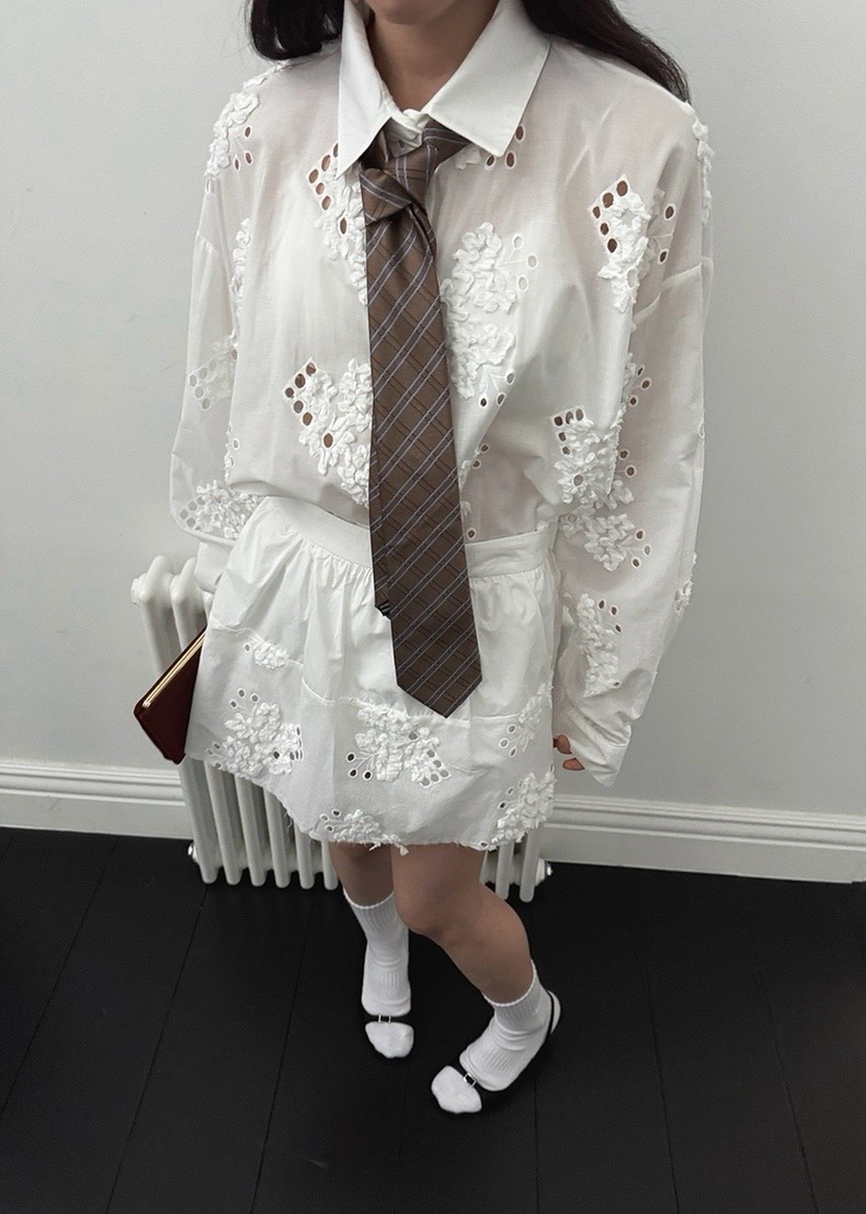 ST21309 - Fresh Embroidered Oversize Shirt and Skirt Set, a Fashionable and Elegant Essential.