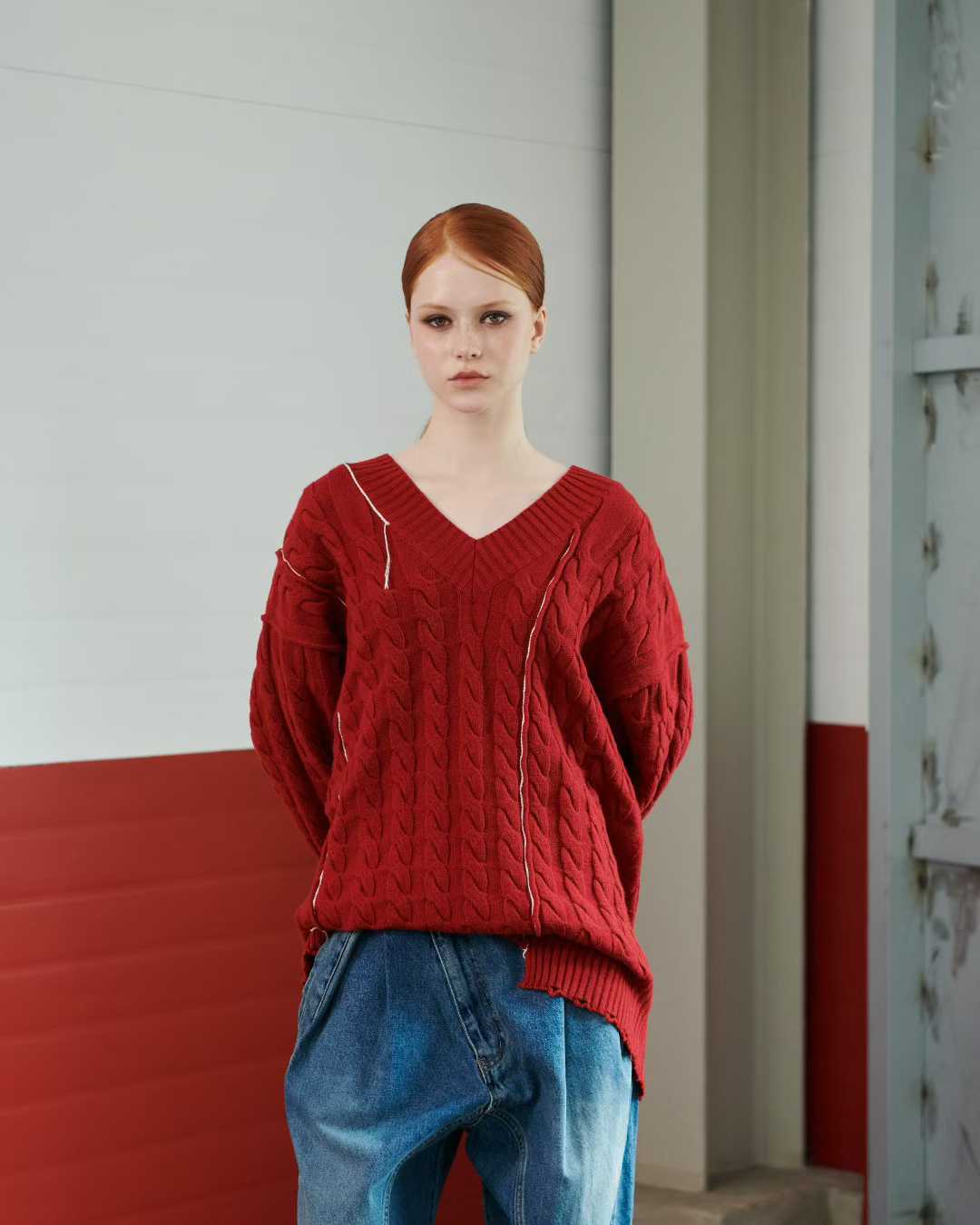 TP21996B- 韓國設計師款oversize手工縫線麻花V領毛衣(不包腰带)