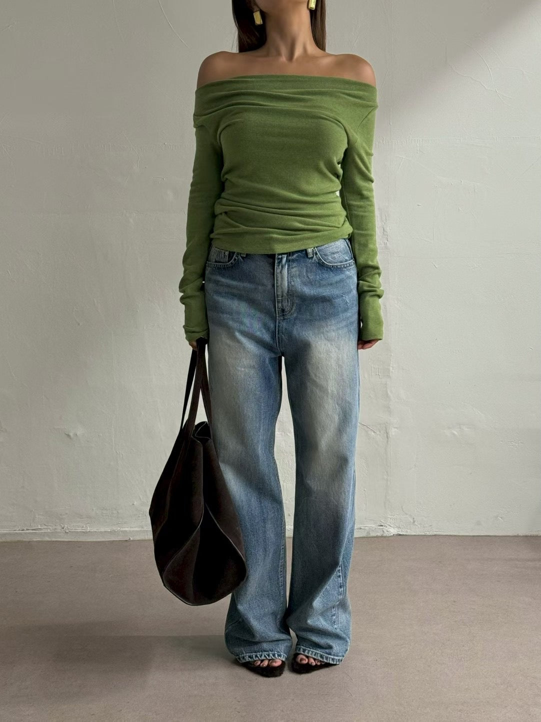 TP22019- 韓國秋冬性感羊絨混紡垂墜露肩長袖上衣