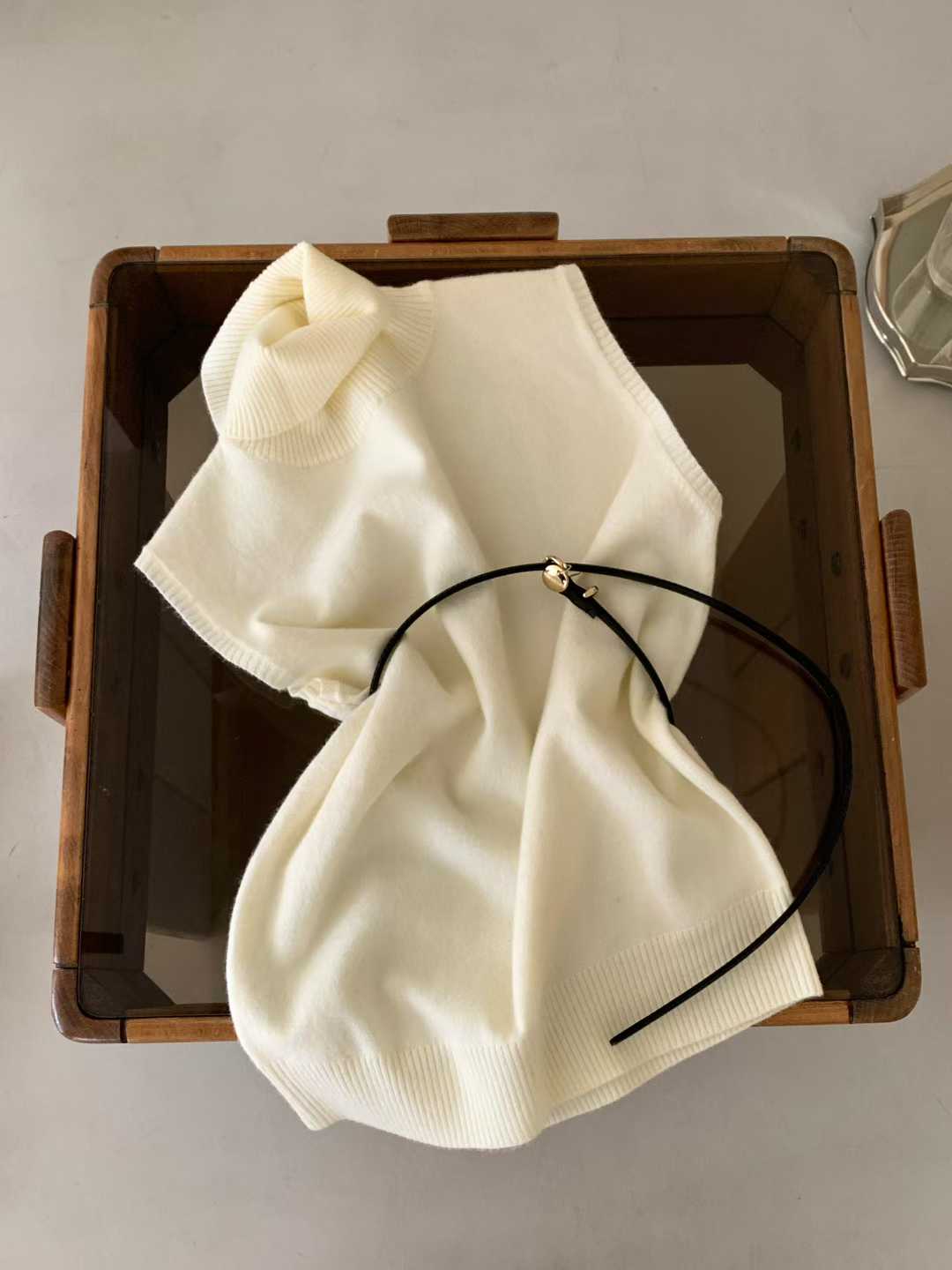 TP22009- 韓修身高領針織背心(不包腰带) 3 colors