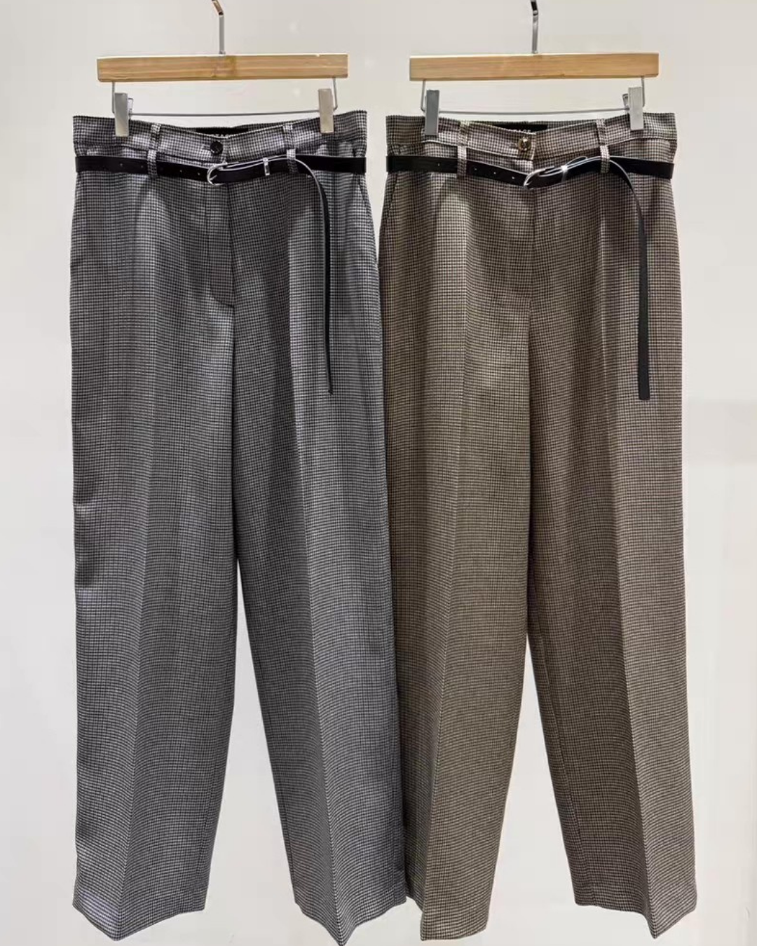 ST22306- 韓國設計師早春新款「英倫風」格紋圓領短版套裝