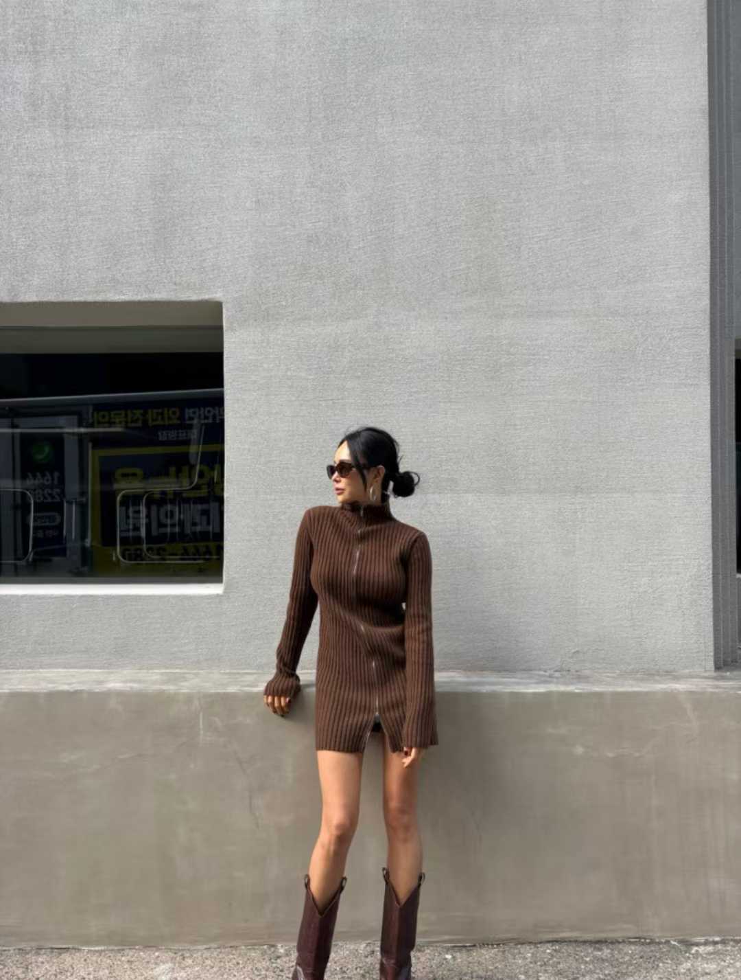 DS22072- 韓國設計師款式高領拉鍊針織洋裝