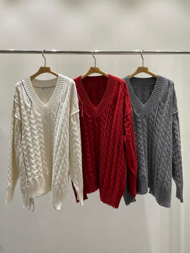 TP21996B- 韓國設計師款oversize手工縫線麻花V領毛衣(不包腰带)