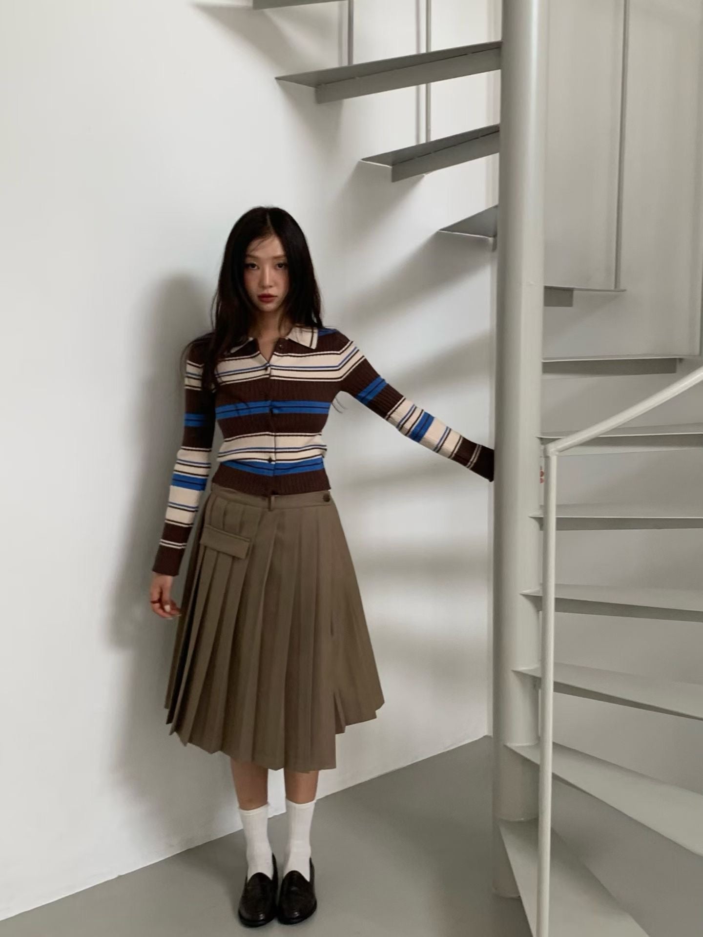 TP22006- 韓國短身復古修身撞色條紋毛衣針織開襟衫