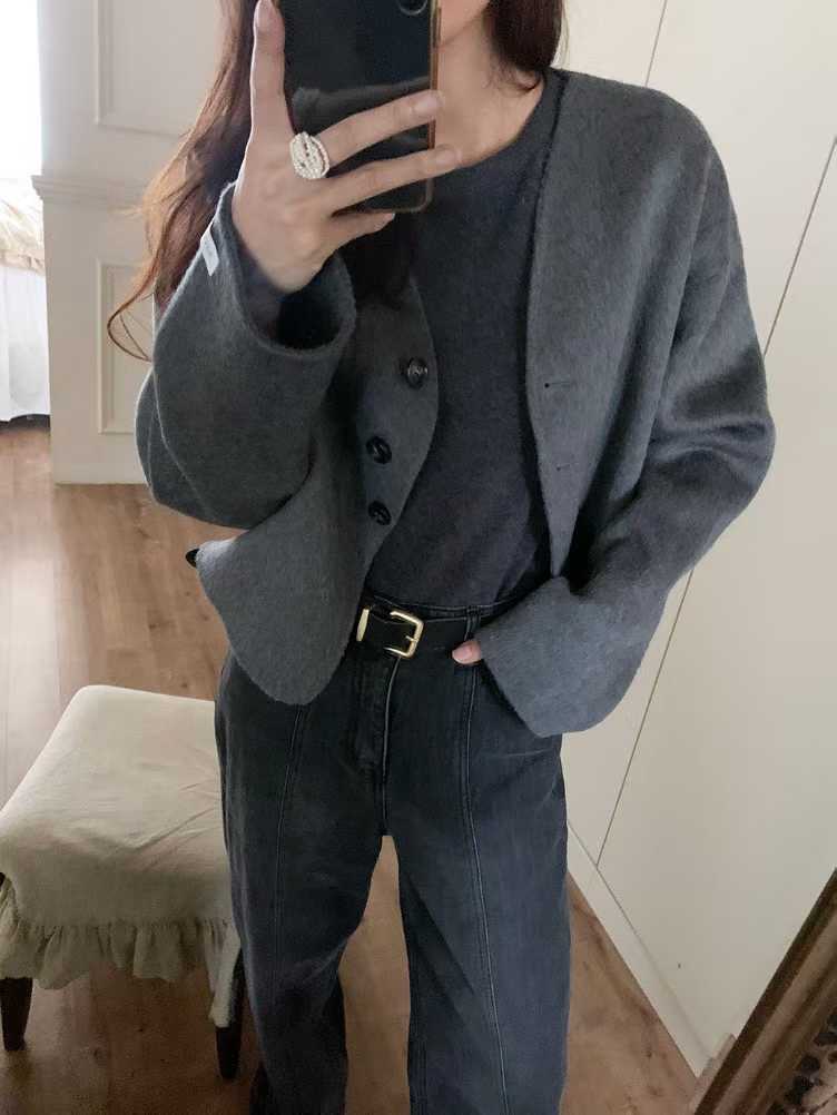 AC22069- 簡約奢華合金方釦頭層牛皮中性腰帶