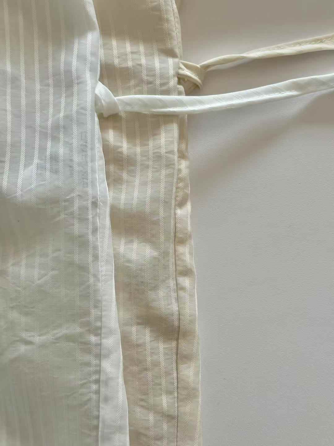 (OUTFIT 02) ST21512B- 顯瘦大長腿女神氣質襯衫配前中開衩長裙