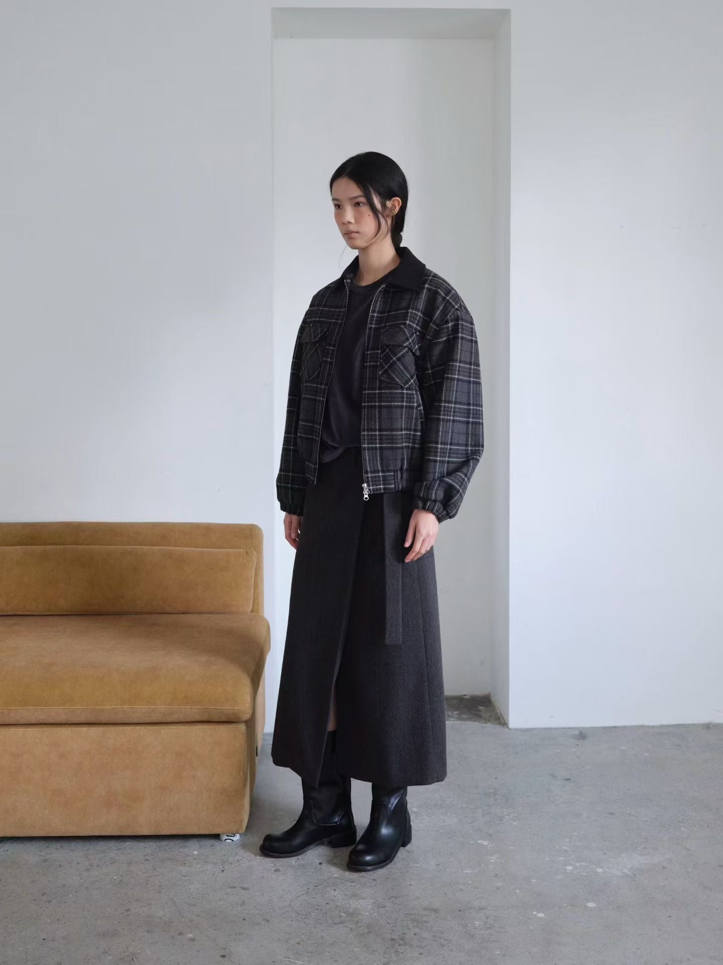 OT22028- 韓國設計師款學院風格紋毛呢短版外套