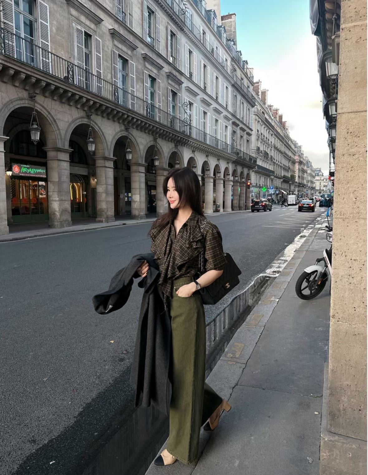 TP22073- 韓國設計師款復古浪漫格紋荷葉邊長袖襯衫