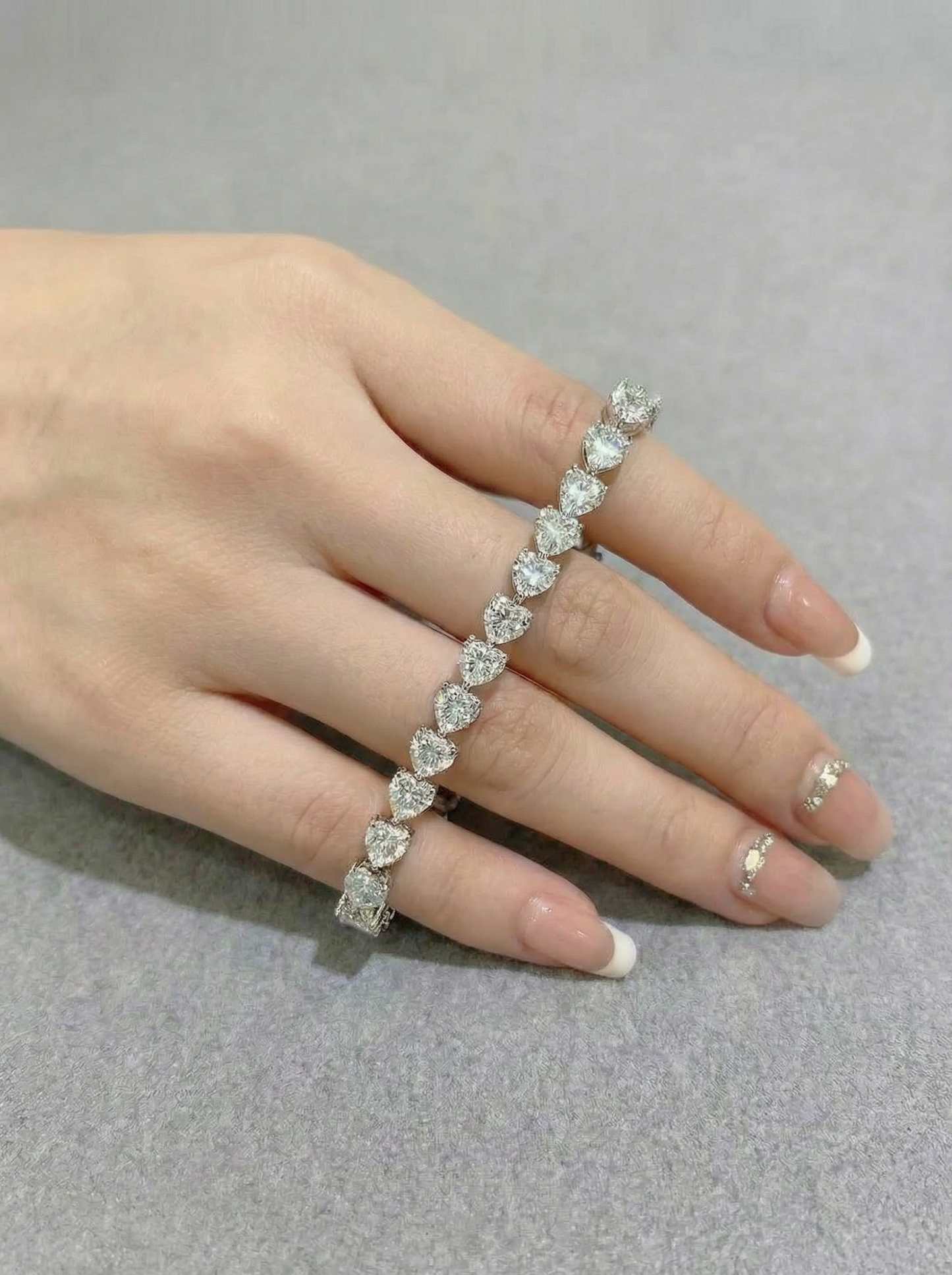 JW22609-【2026 情人節限定】頂級莫桑石心形手鍊：許下她的「專屬箴諾」