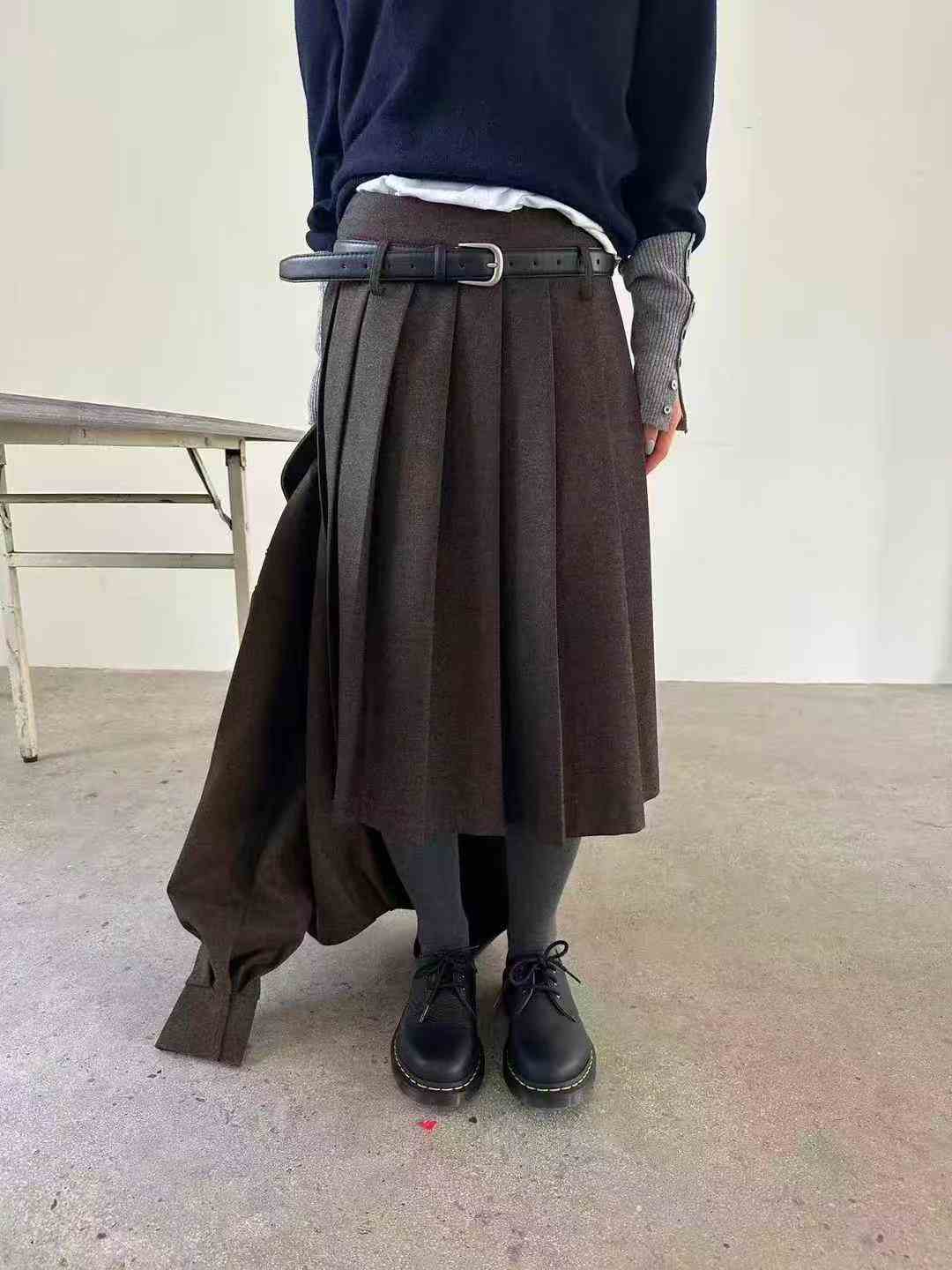 AC22032 - 百搭經典銀釦細版真牛皮皮帶