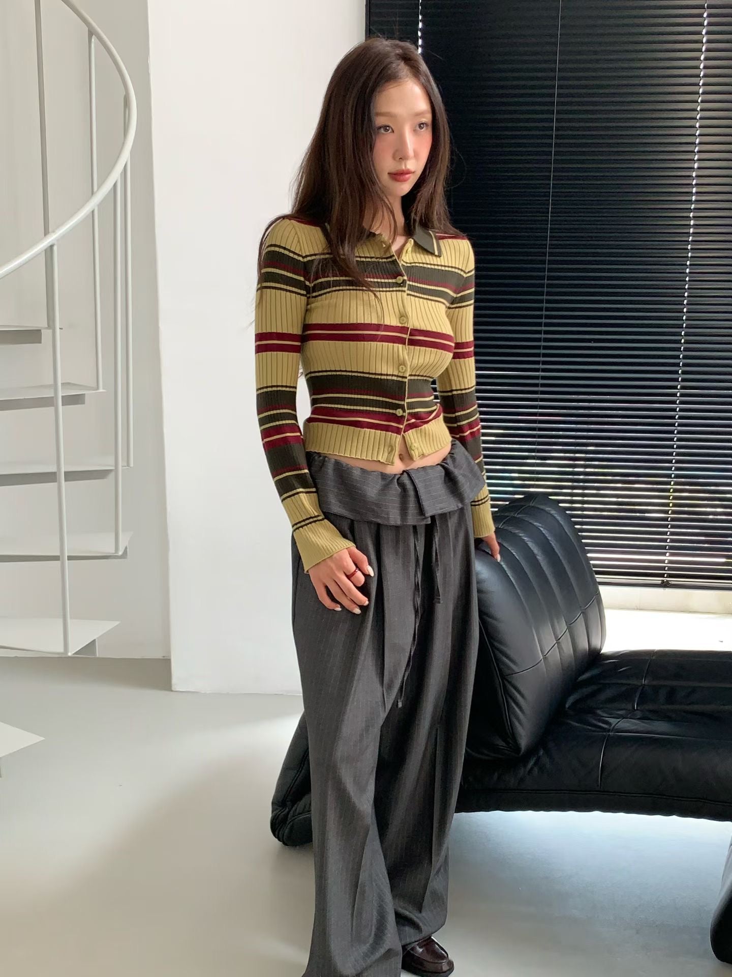 TP22006- 韓國短身復古修身撞色條紋毛衣針織開襟衫