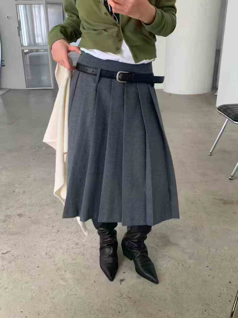 AC22032 - 百搭經典銀釦細版真牛皮皮帶