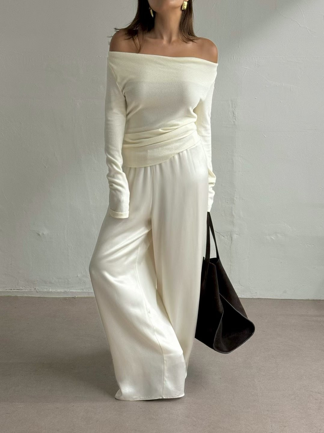 TP22019- 韓國秋冬性感羊絨混紡垂墜露肩長袖上衣