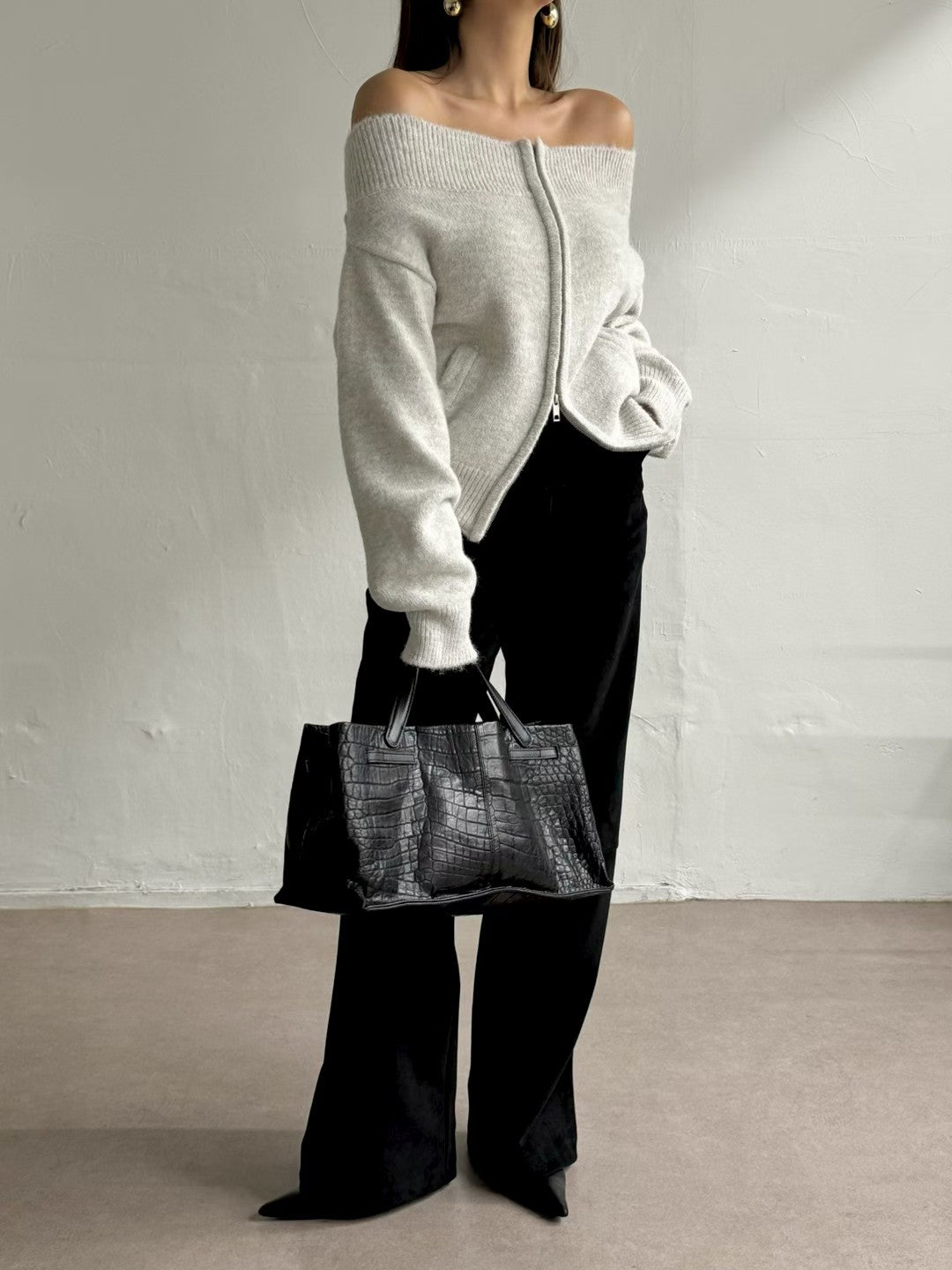 TP22086- 韓國法式羊毛混紡一字領寬鬆長袖毛衣