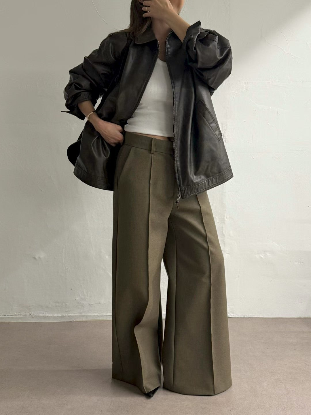 ST22090- 韓國西裝馬甲背心 + 寬鬆直筒褲兩件套