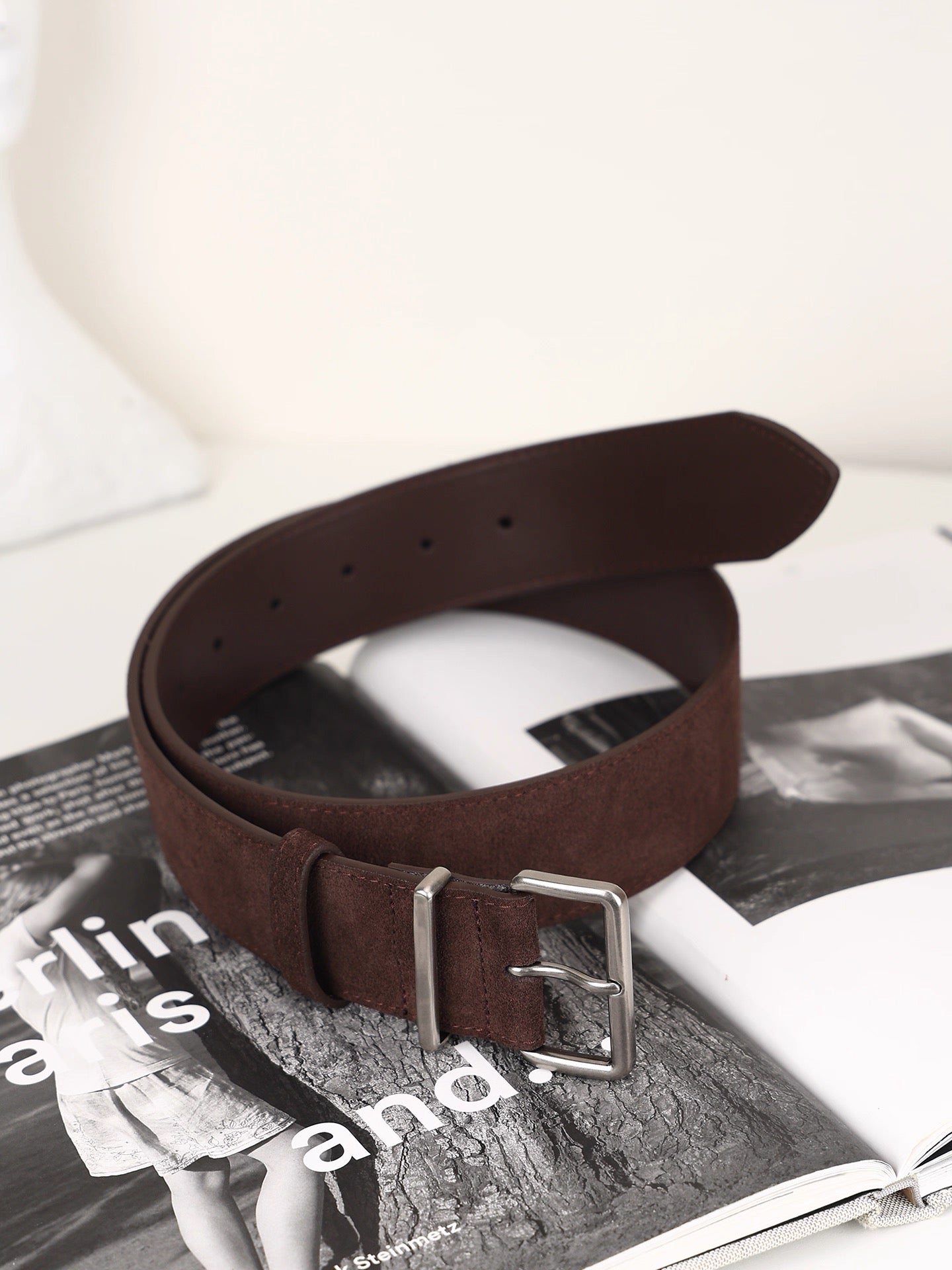 AC22068- 高質麂皮牛皮方釦腰帶皮带