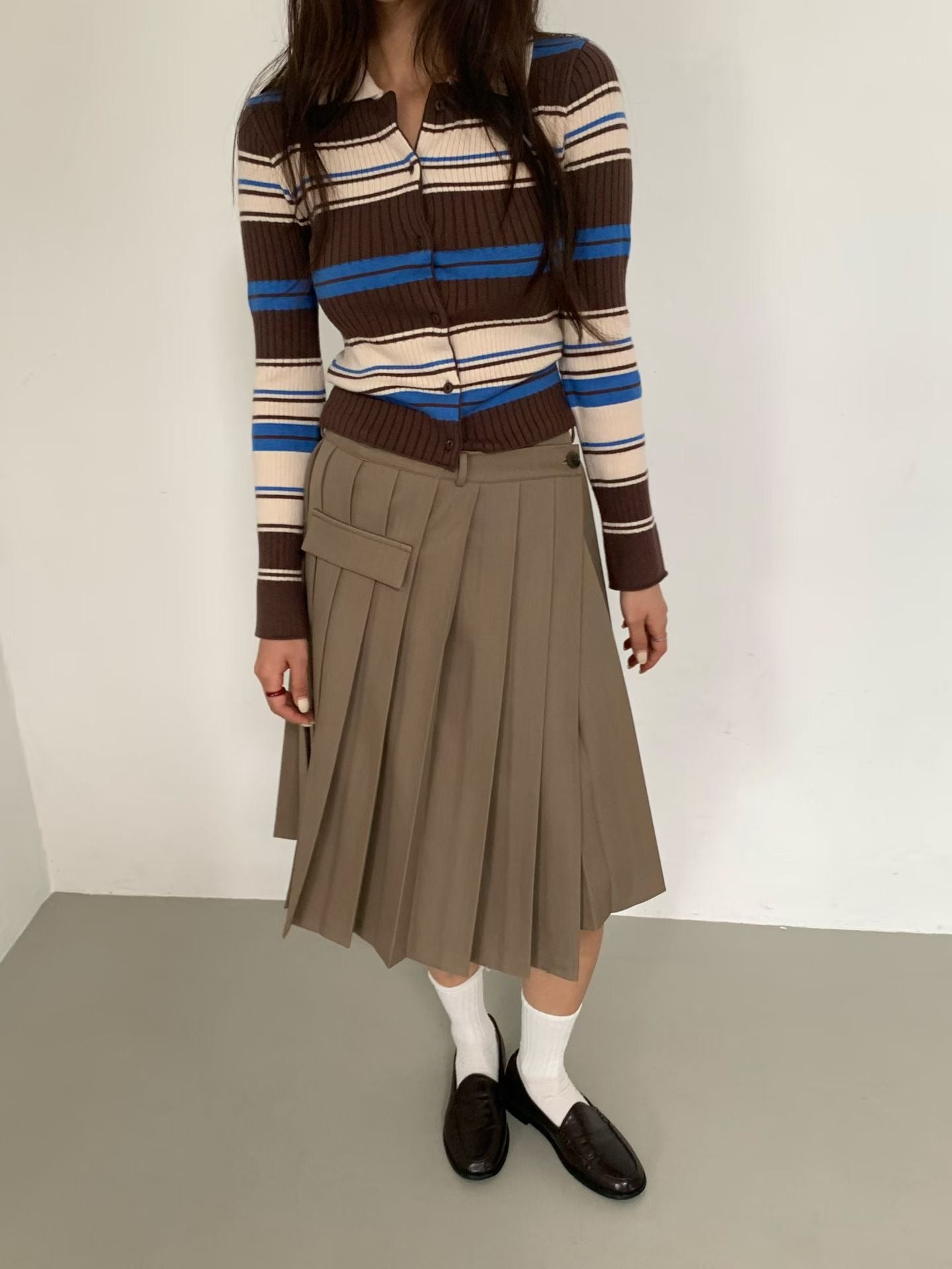 TP22006- 韓國短身復古修身撞色條紋毛衣針織開襟衫