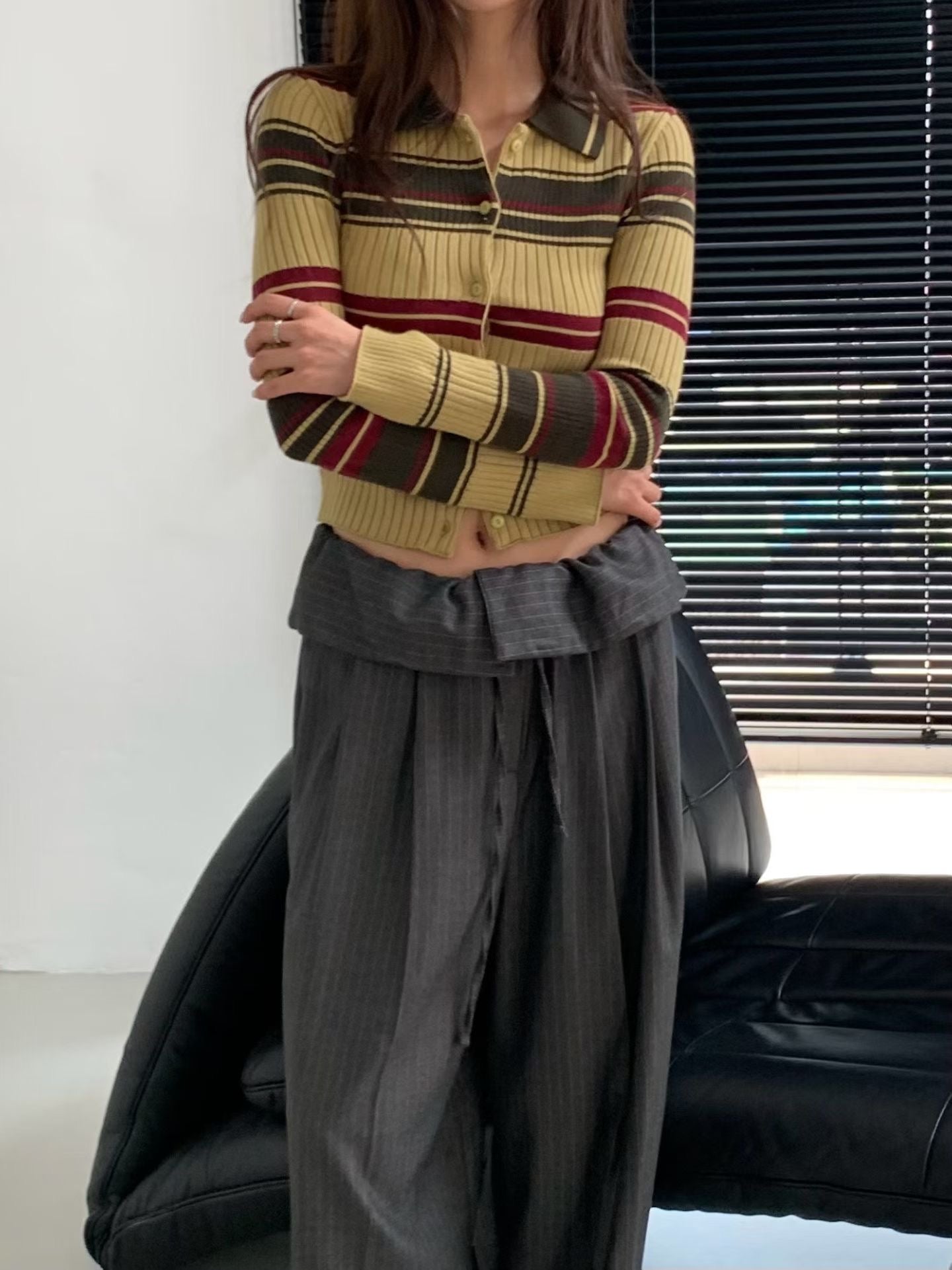 TP22006- 韓國短身復古修身撞色條紋毛衣針織開襟衫