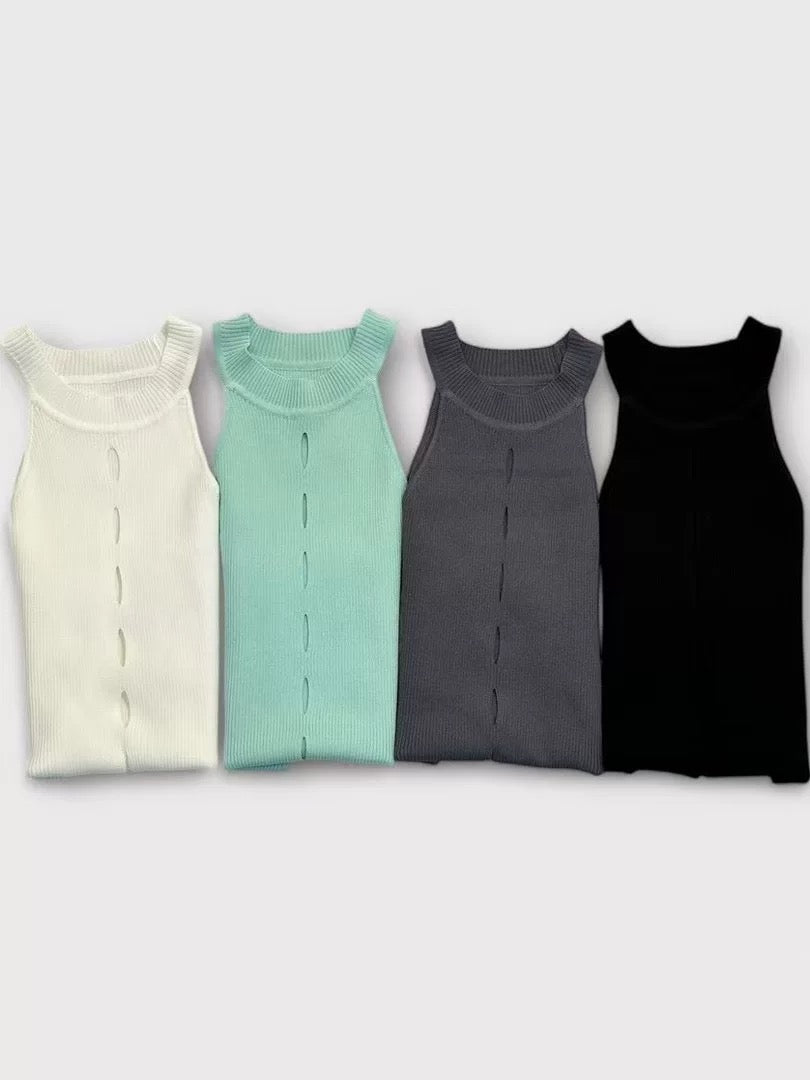 TP21289 - Hollowed-out Button Knitted Vest