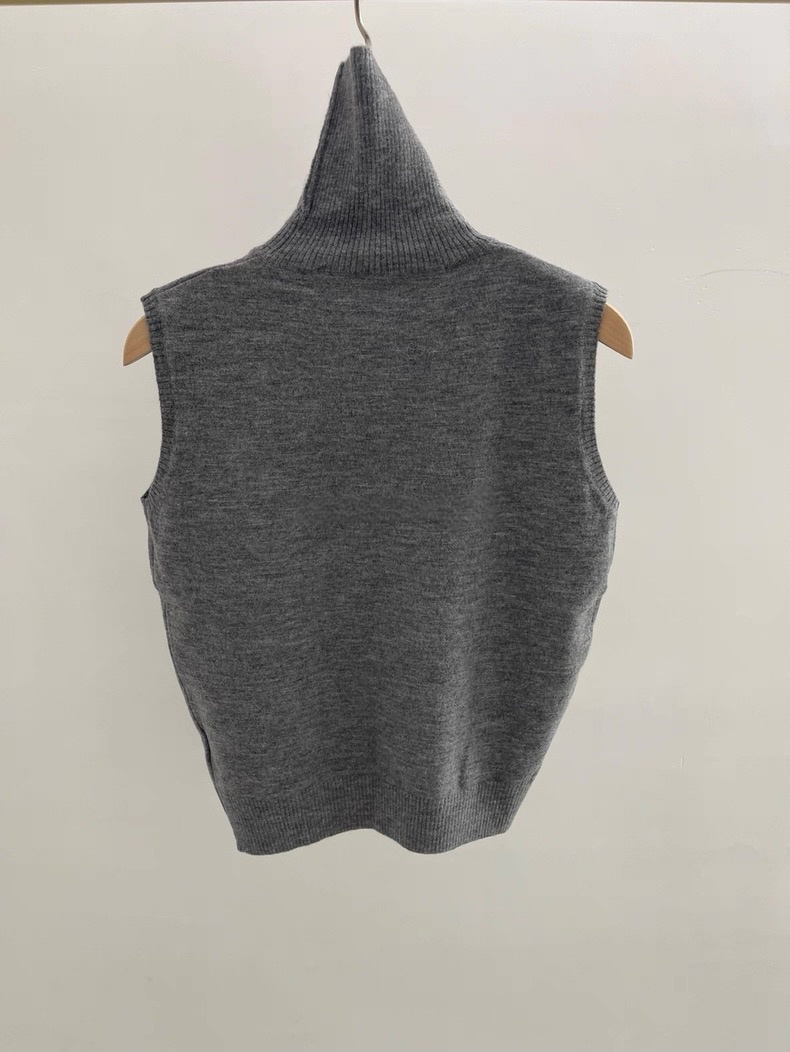 TP22009- 韓修身高領針織背心(不包腰带) 3 colors