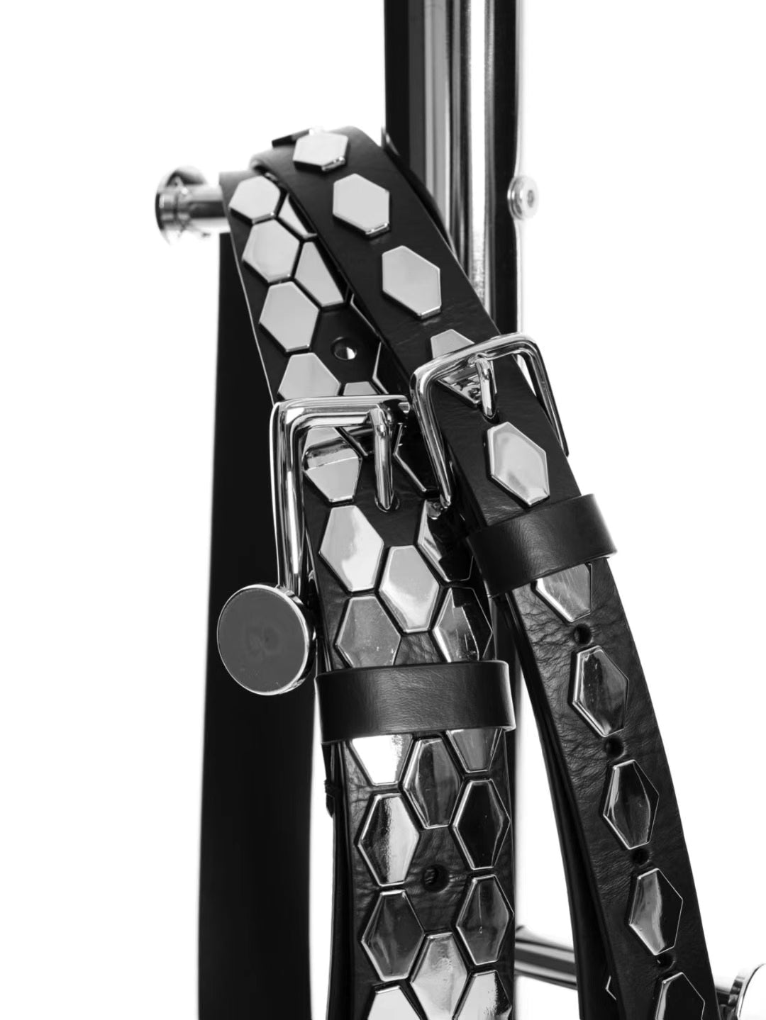 AC22038- 韓國個性蜂巢鉚釘真皮腰帶