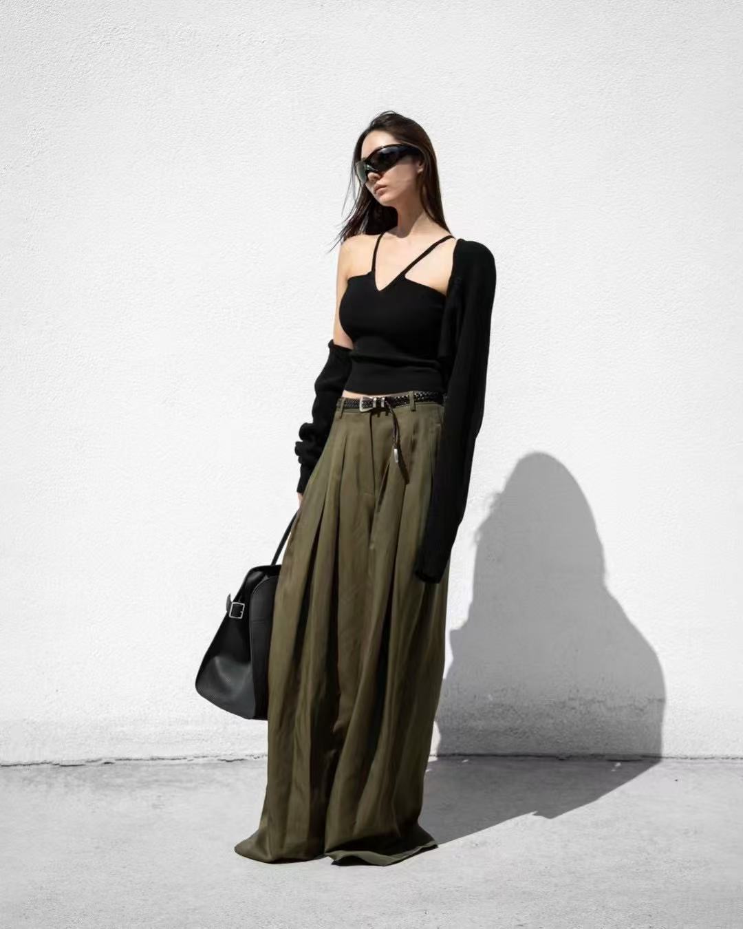 TP21202 - High Quality Series, V-neck Thin Strap Knitted Vest